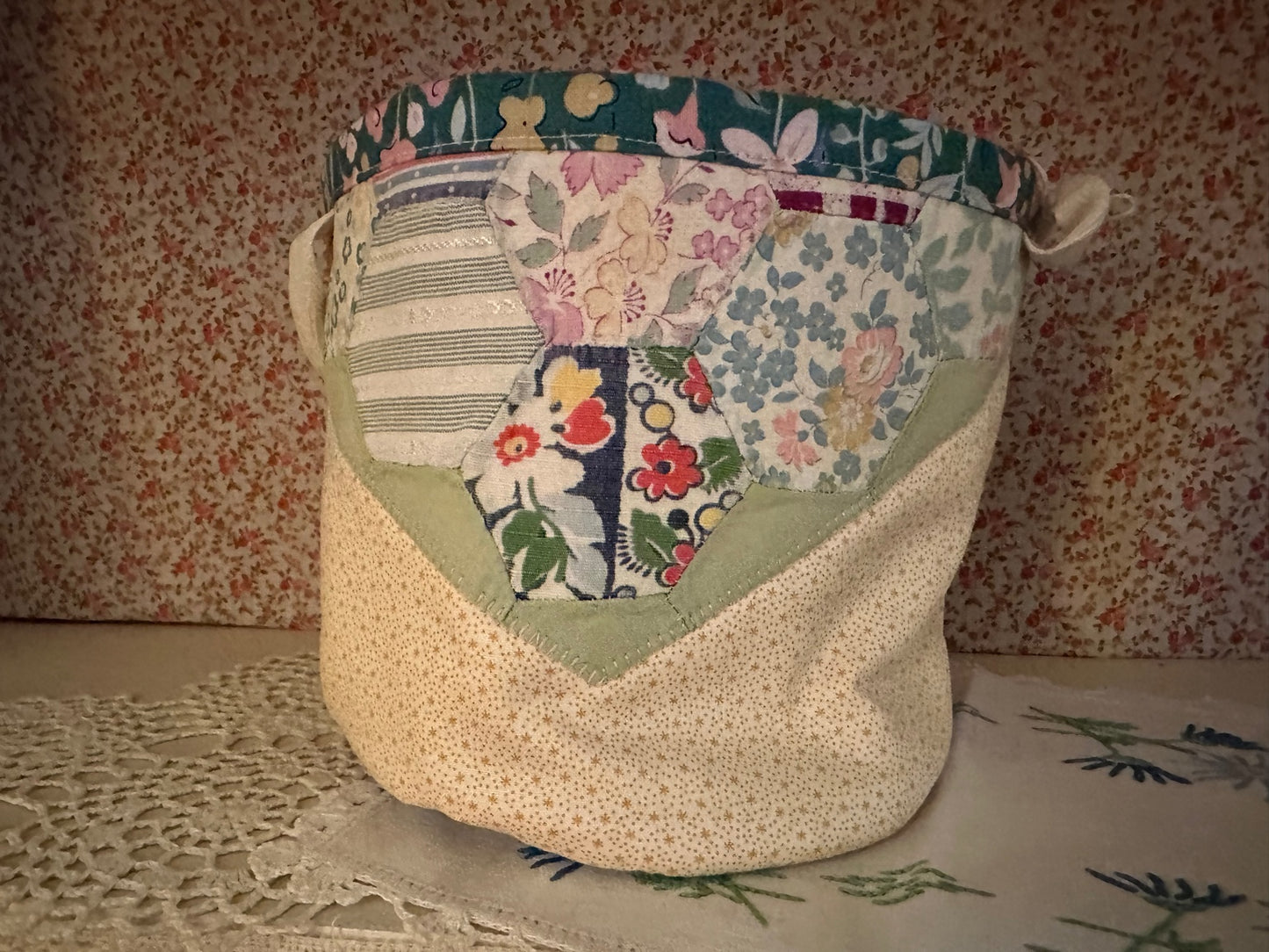 Quilted Basket-Grandmother's Flower Garden