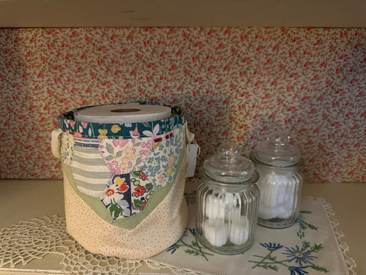 Quilted Basket-Grandmother's Flower Garden